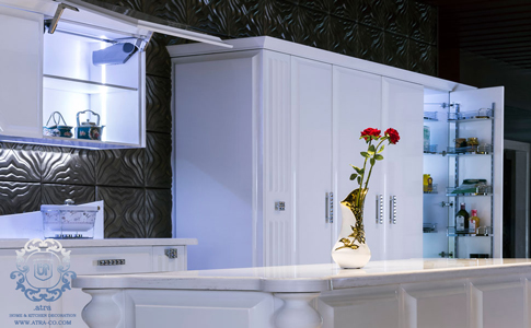 کابینت آشپزخانه مشهد مدل پست مدرن لاکر  لوتوس، طراحی و ساخت توسط گروه طراحی دکوراسیون داخلی آترا مشهد